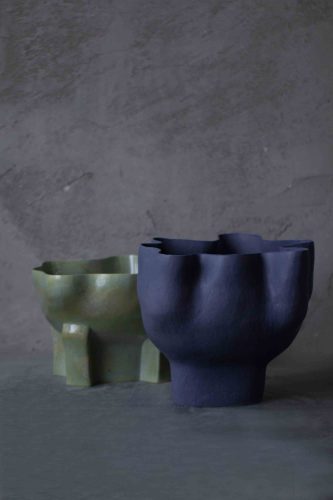 Керамические вазы Лантана green и Гоген purple